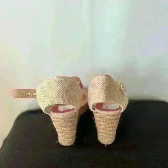 Adrienne Vittandini Red and White Espadrille Wedges sz 9 - Picture 4 of 6